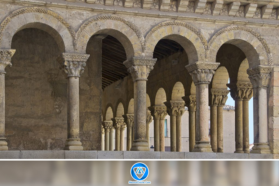 قوس نیم دایره در معماری